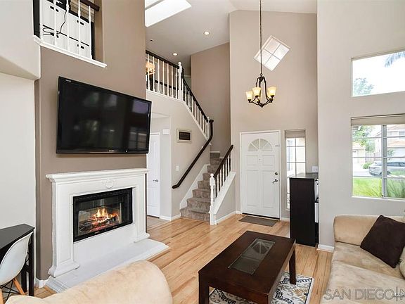 4th image of 3282 San Tomas Dr