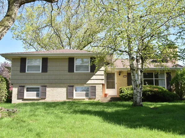 600 Heidel ROAD, Thiensville, WI 53092