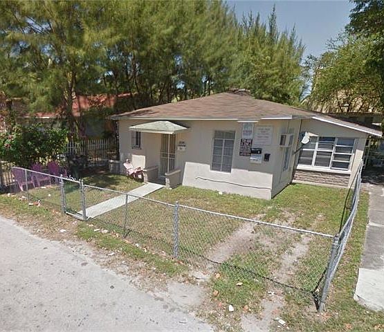 1st image of 7526 NE Miami Ct