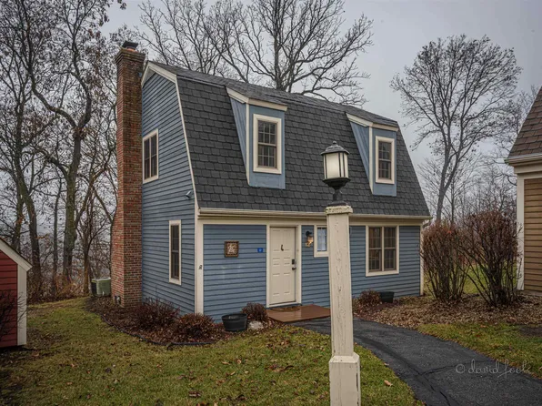 12 Settler Ln, Galena, IL 61036