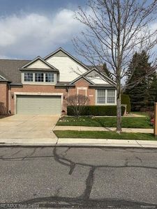 5081 Belmonte Dr, Rochester, MI, 48306