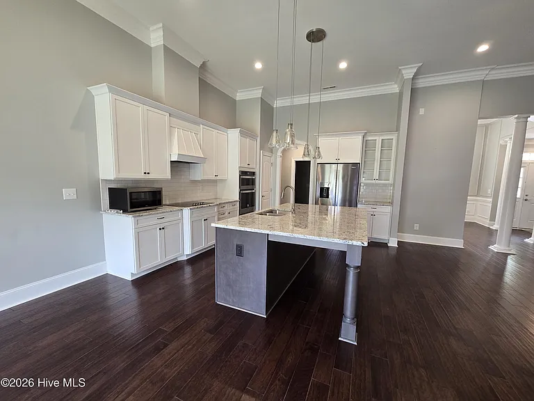 225 Jack Pl — Photo 11