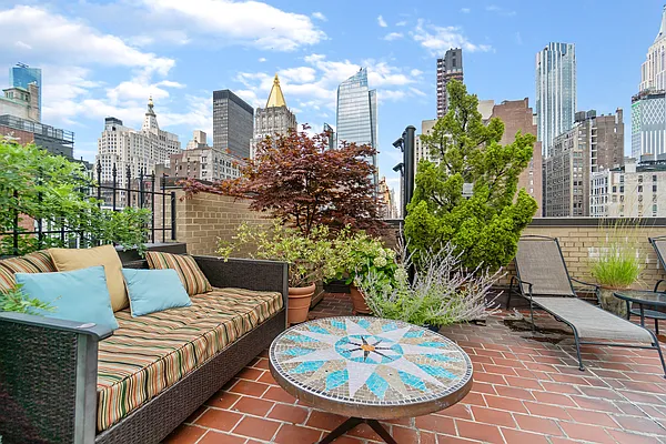 Sold by Keller Williams NYC | media 11