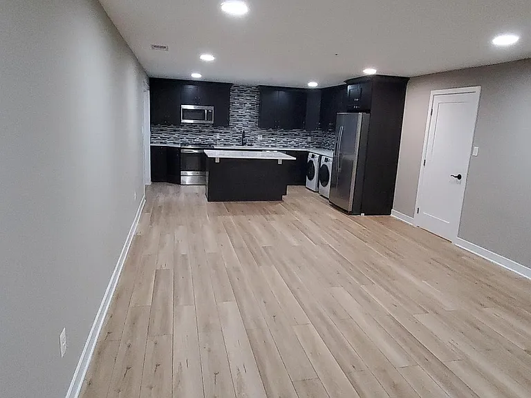 Striped Maple St — Photo 2