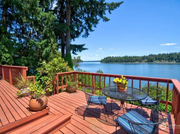 2710 Madrona Beach Road NW, Olympia, WA 98502