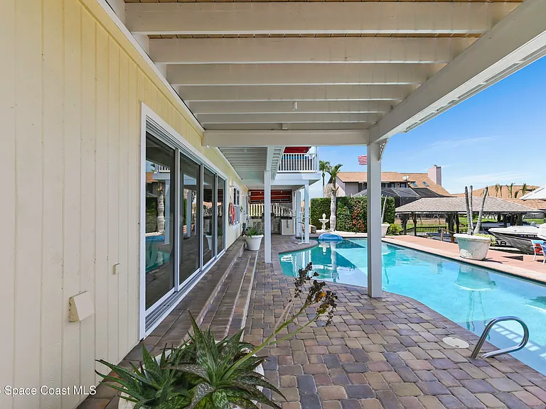 2230 Sykes Creek Dr — Photo 76