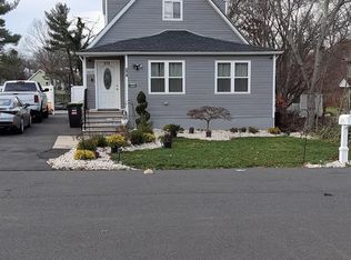 274 W Point Ave, Somerset, NJ 08873