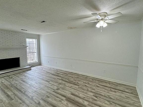 5th image of 1722 Saint Charles Pl