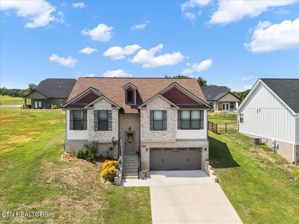 3182 Bridgewater Blvd, Morristown, TN 37814