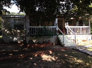 201 S Bonham St, Mexia, TX 76667
