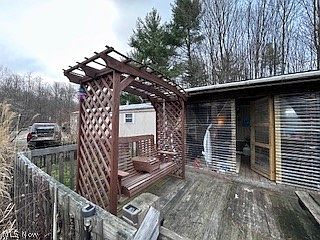 5th image of 5740 Marvin Rd