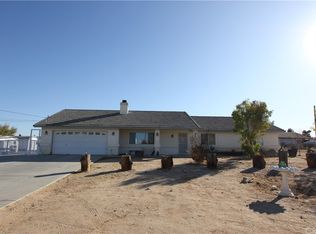 18555 Lemon St, Hesperia, CA 92345