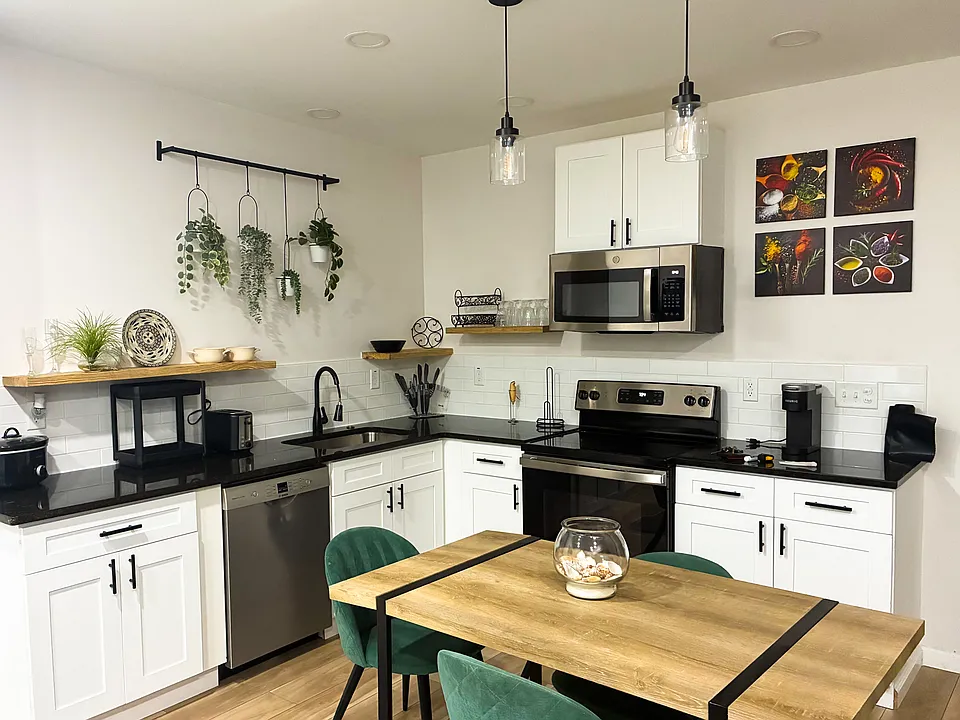 2851 Utah St #2F