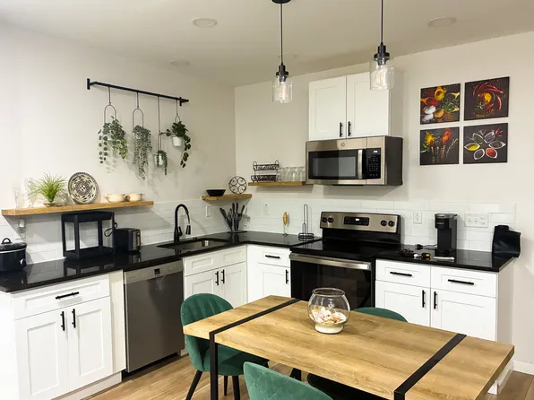 2851 Utah St #2F, Saint Louis, MO 63118