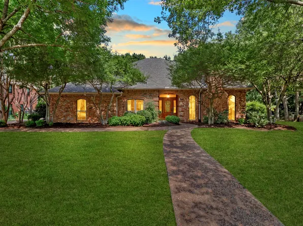 1110 Firewater Cir, Lewisville, TX 75067