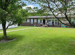 765 S 700 W, Larwill, IN 46764