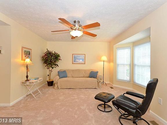 5th image of 7803 Foxcove Ct