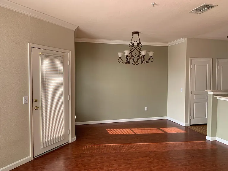 8290 Gate Pkwy W #910 — Photo 12
