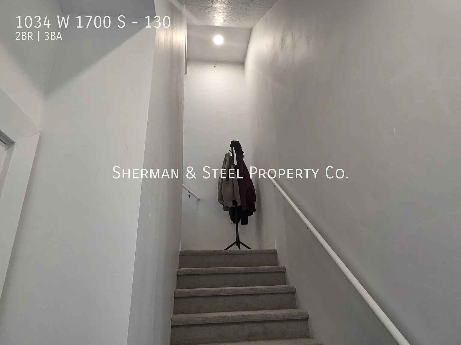 Fantastic Town Home For Rent In Great Location! — Photo 3