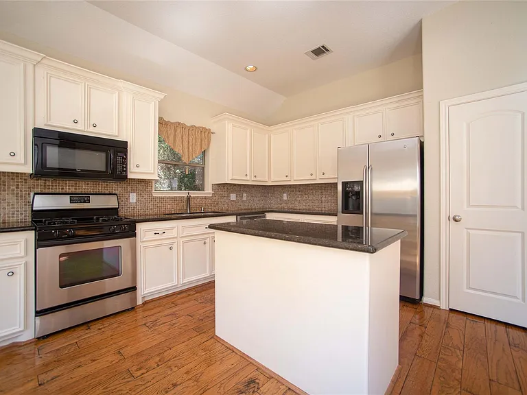 93 Wick Willow Dr — Photo 8
