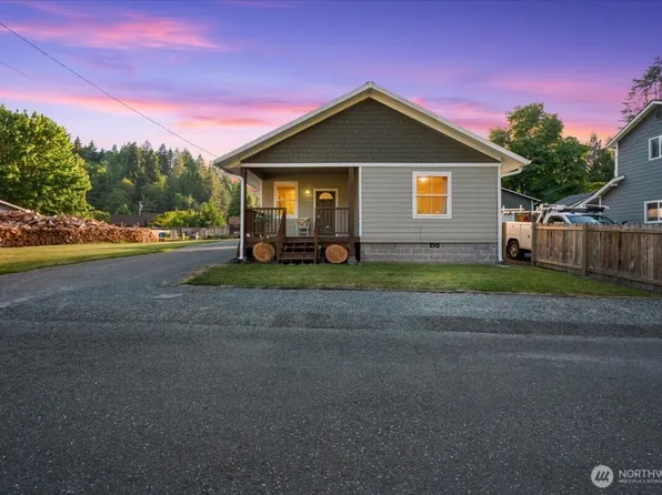 406 Long Street, Wilkeson, WA 98396