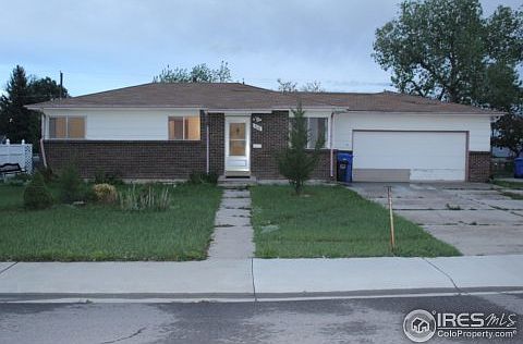 1st image of 906 Janice Ct