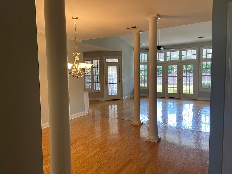 1st image of 1012 Townes Ct