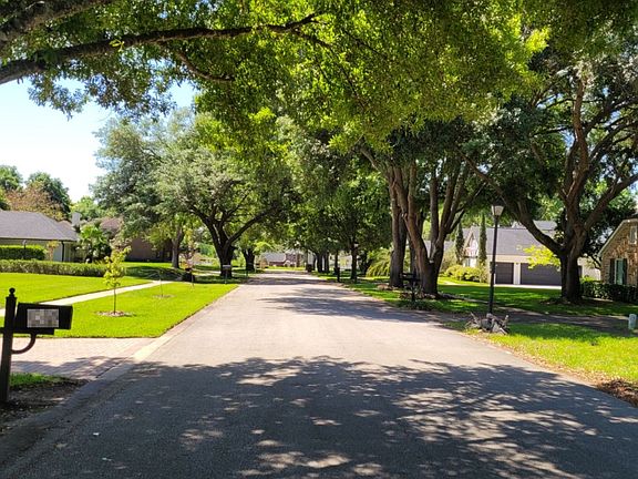 4th image of 2608 Carter Grove Cir