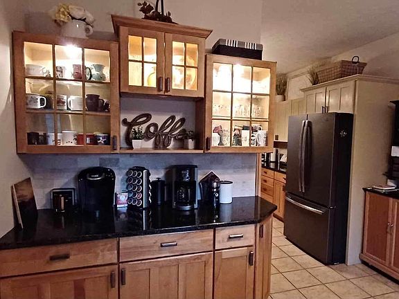 4th image of 438 Township Road 1329