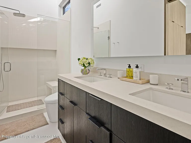 155 Lone Pine Rd #12 — Photo 25
