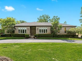 24977 Glenda St, Novi, MI 48375