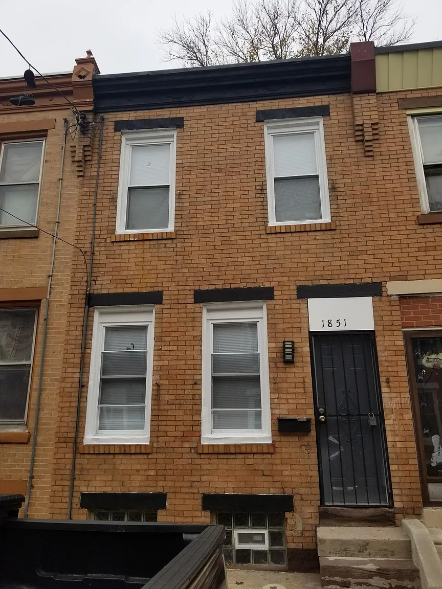 1851 E Cornwall St photo 1