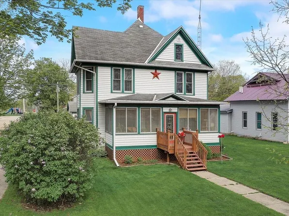 407 W 2nd Ave, Brodhead, WI 53520