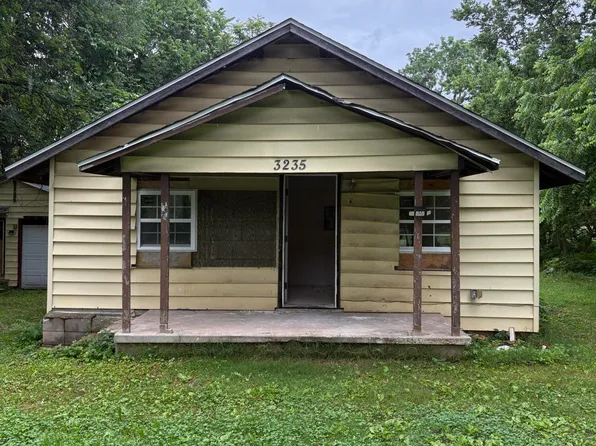 3235 W State Street, Springfield, MO 65802