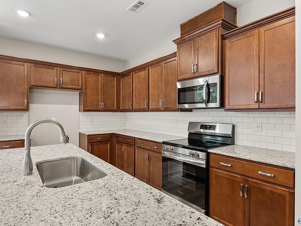 1st image of 36 Aurora Cir