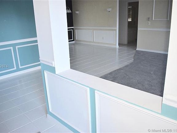 5th image of 6884 Bronte Cir