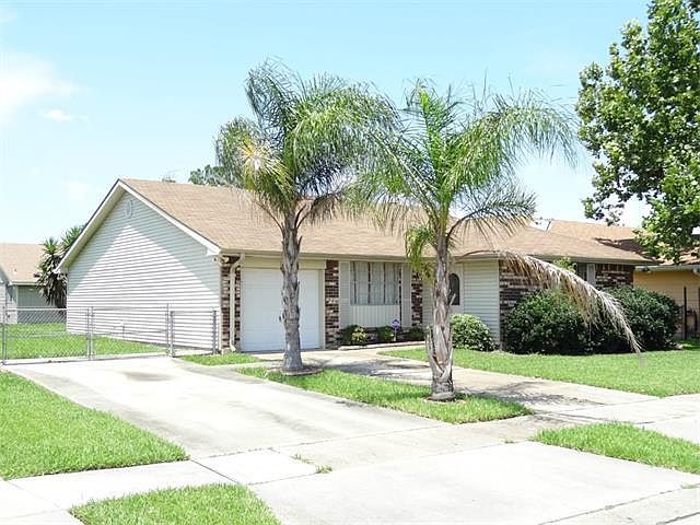 1st image of 2628 Canyon Dr
