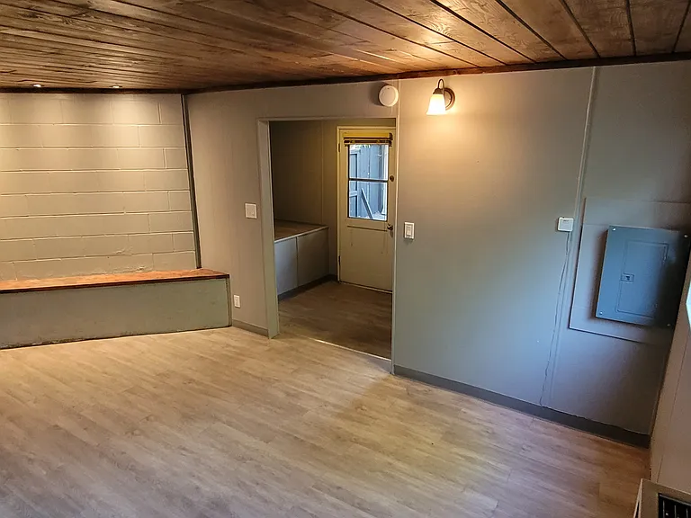 22970 Redwood Way — Photo 10
