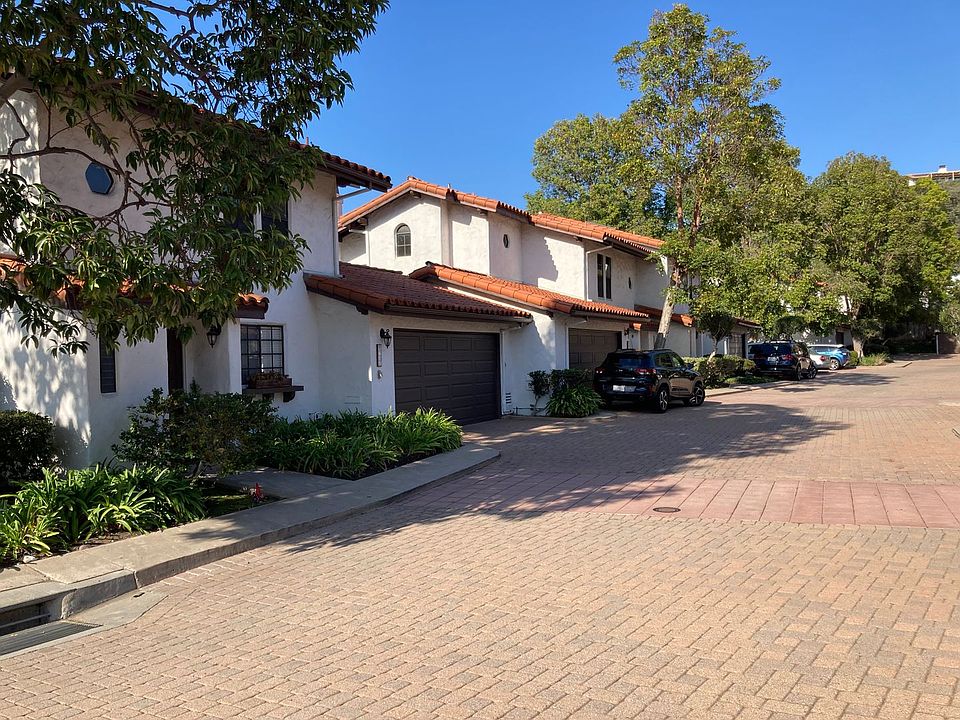 1st image of 2100 Cliff Dr