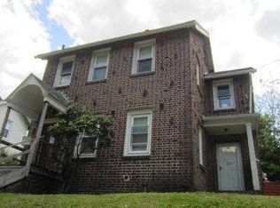 68 Genung St, Middletown, NY 10940