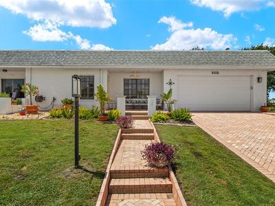 386 Club Manor Dr, Sun City Center, FL, 33573