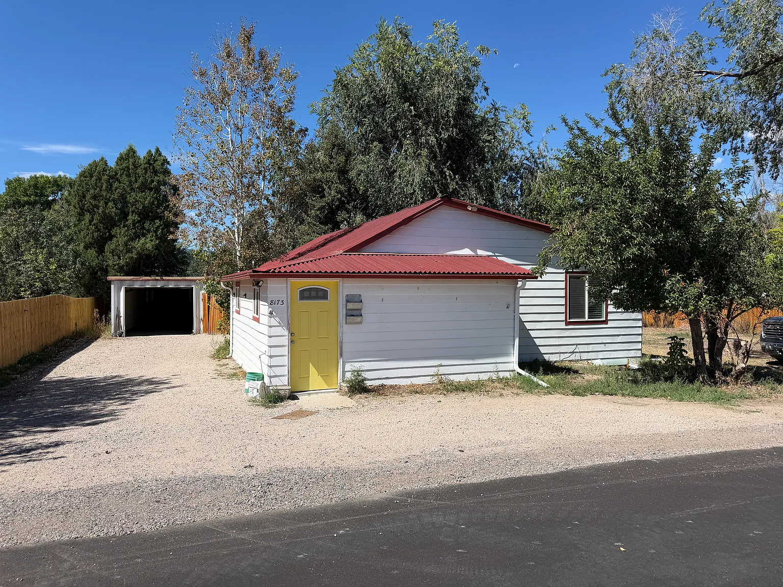 3 bed, 1326 sqft, $2,500 — Photo 1