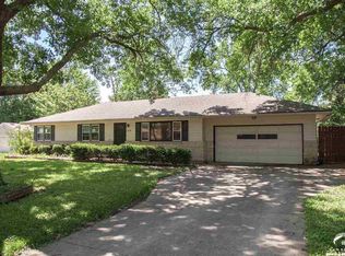1619 W 21st Ter, Lawrence, KS 66046
