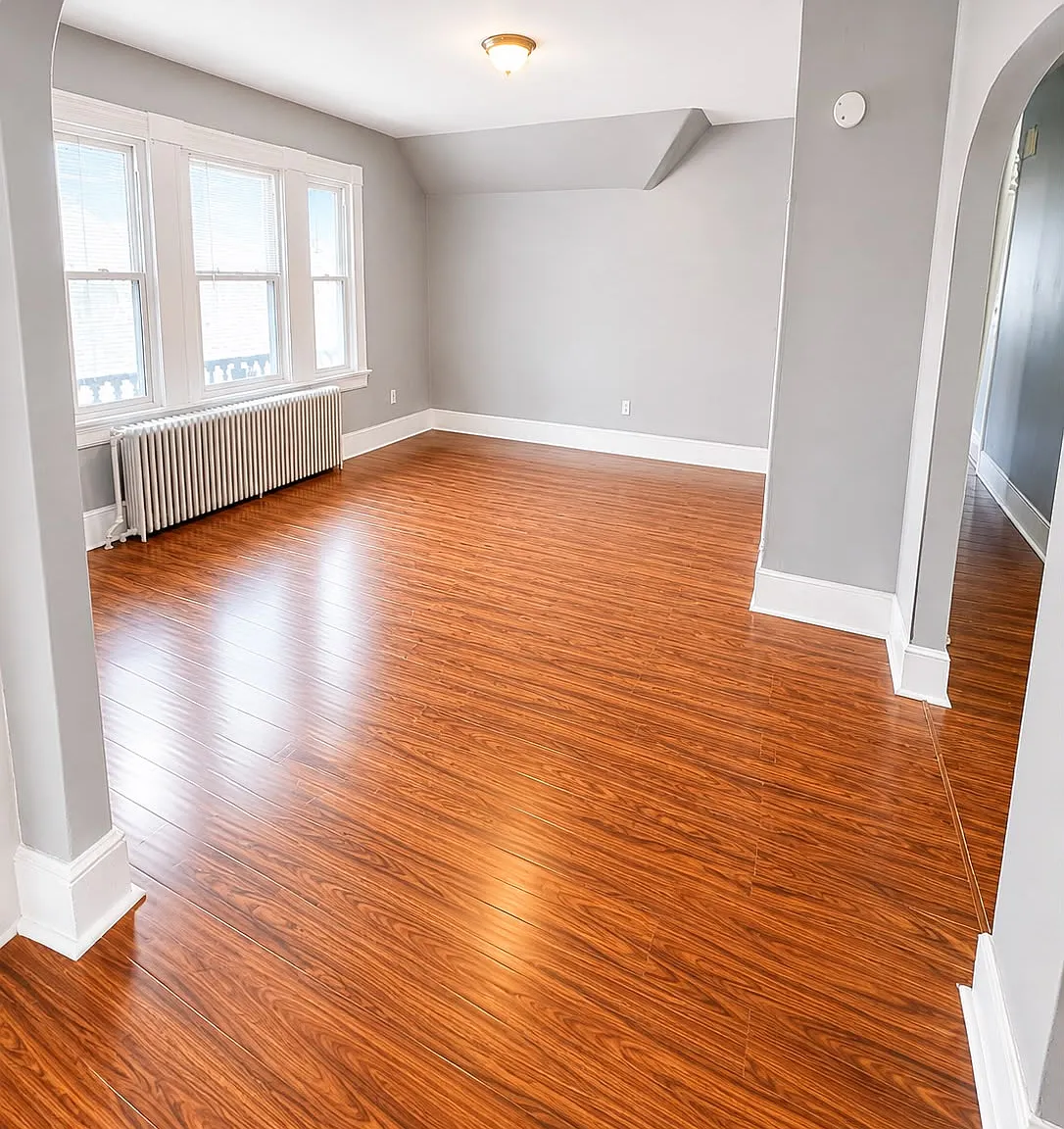 3 bed, $1,950 — Photo 1