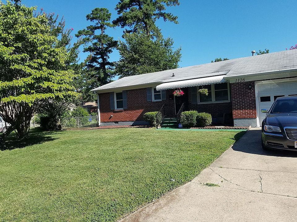 1st image of 1126 Carrington Cres S