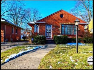 17535 Shaftsbury Ave, Detroit, MI 48219