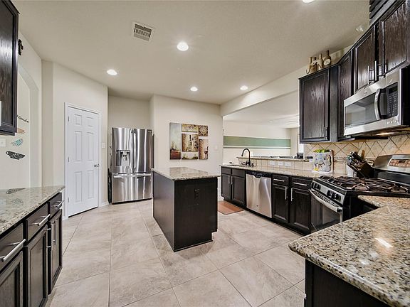5th image of 8015 Oahu Ct