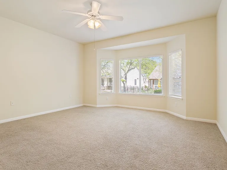311 Dove Hollow Trl — Photo 14