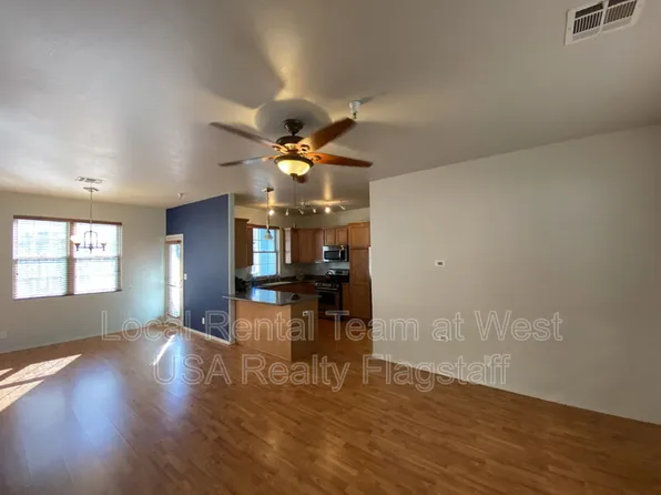 2382 W Cripple Creek Dr, Flagstaff, AZ 86001