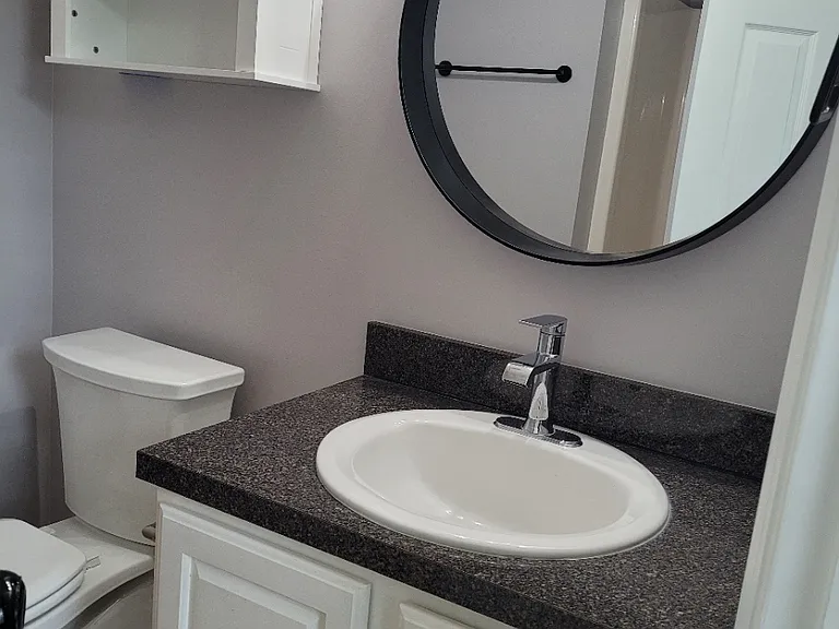 1 Abbey Ave — Photo 13